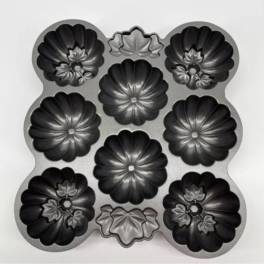 WILTON pumpkin patch muffin pans 2 pieces